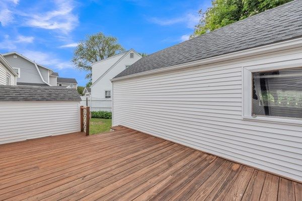 Exterior, Wood Texture Flooring