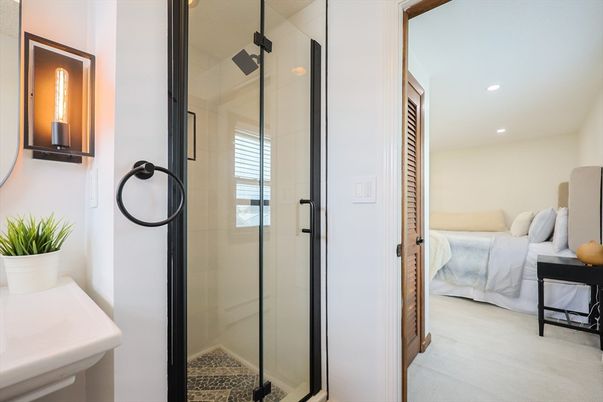 Bathroom, Bedroom, Glass Shower, Interior, Recessed Lighting