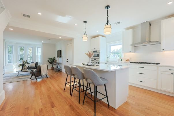 Interior, Kitchen, Living room, Pendant Lights, Recessed Lighting, Wood Texture Flooring