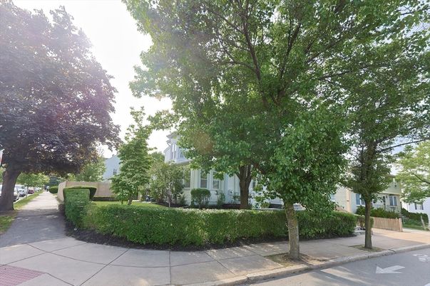 Exterior, Facade, None