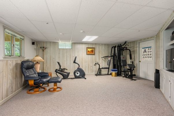 Fitness Equipment, Interior, Recessed Lighting