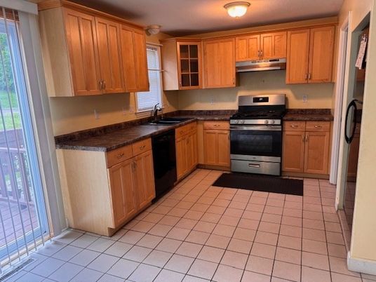 Interior, Kitchen