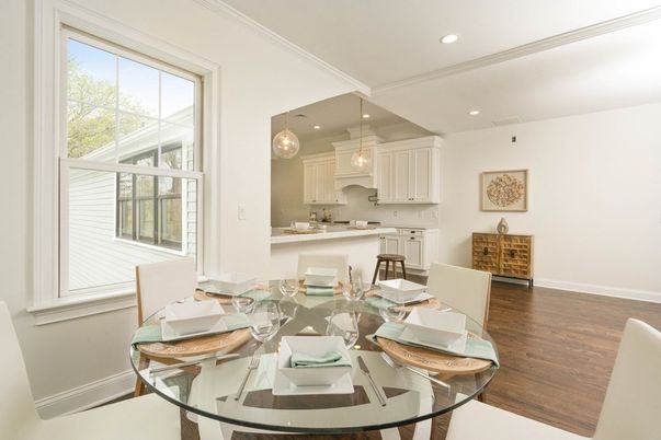 Dining room, Interior, Kitchen, Pendant Lights, Recessed Lighting, Wood Texture Flooring