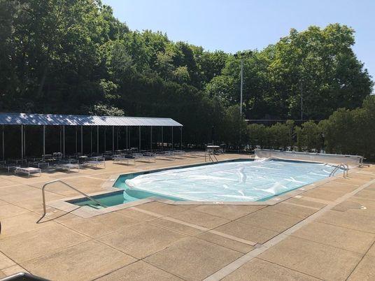 Exterior, Pool