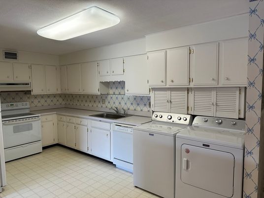 Interior, Kitchen, Washer