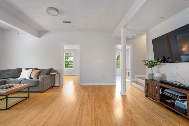 Interior, Living room, Recessed Lighting, Wood Texture Flooring