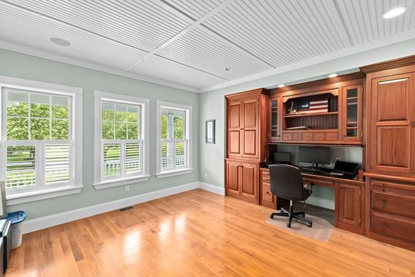 Home Office, Interior, Recessed Lighting, Wood Texture Flooring
