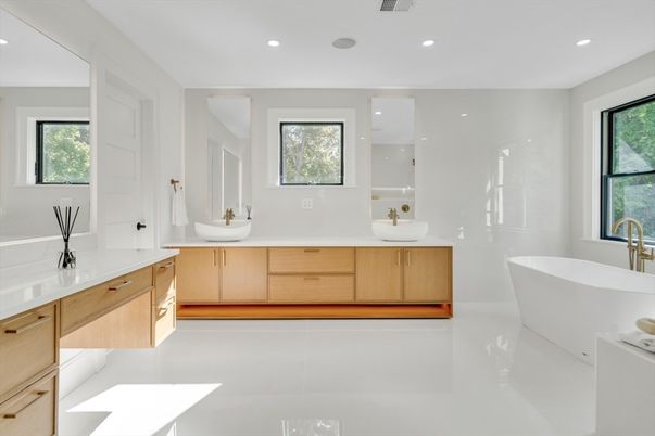 Bathroom, Dual Sink Vanities, Free Standing Baths, Interior, Recessed Lighting