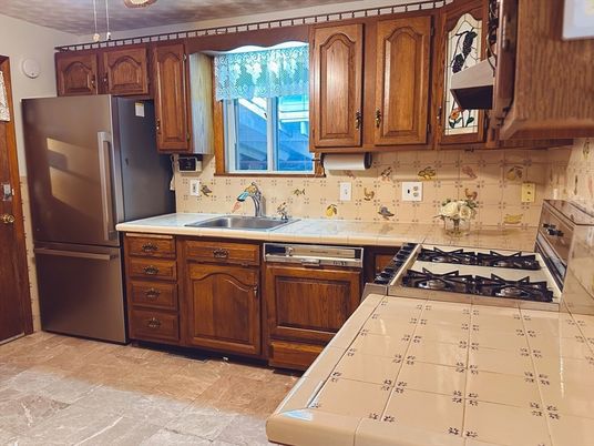 Interior, Kitchen, Tile Countertops