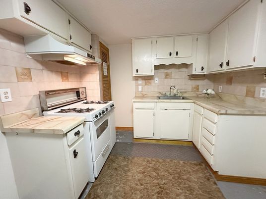 Interior, Kitchen, Tile Countertops