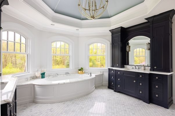 Bathroom, Interior, Recessed Lighting