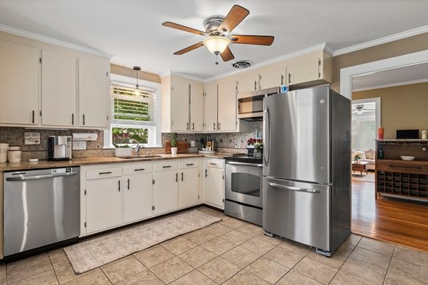 Interior, Kitchen, Stainless Steel Appliances, Wood Texture Flooring