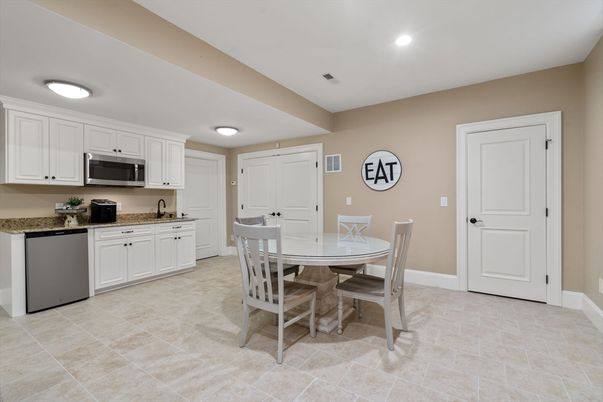 Dining room, Interior, Kitchen, Recessed Lighting, Stainless Steel Appliances