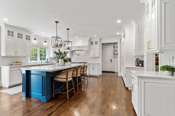 Interior, Kitchen, Pendant Lights, Recessed Lighting, Wood Texture Flooring