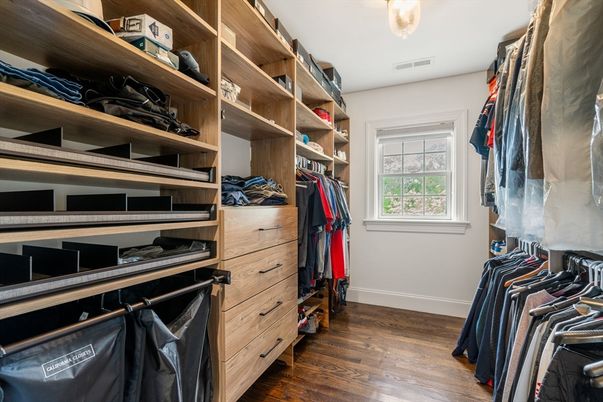 Interior, Walk-in Closets, Wood Texture Flooring