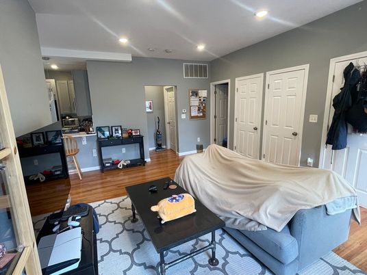 Interior, Living room, Recessed Lighting, Wood Texture Flooring