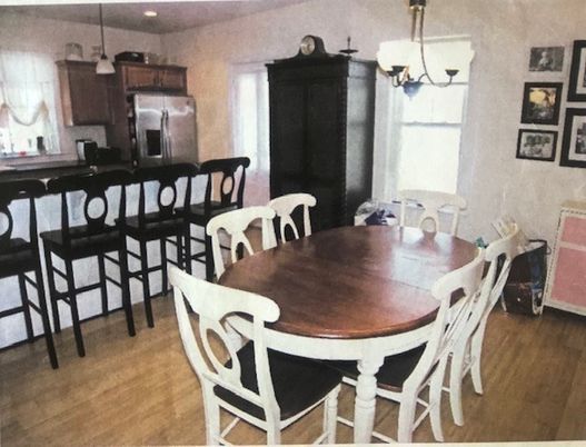 Dining room, Interior, Kitchen, Pendant Lights, Recessed Lighting, Wood Texture Flooring