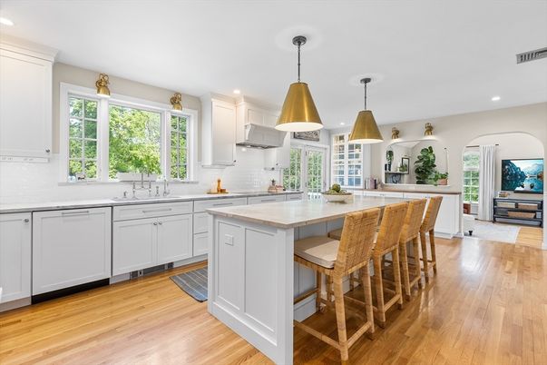 Interior, Kitchen, Pendant Lights, Recessed Lighting, Wood Texture Flooring