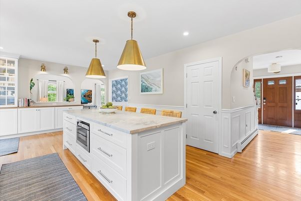 Interior, Kitchen, Pendant Lights, Recessed Lighting, Wood Texture Flooring