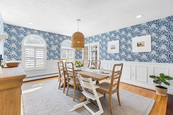 Dining room, Interior, Pendant Lights, Recessed Lighting, Wood Texture Flooring