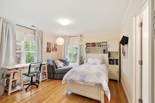 Bedroom, Home Office, Interior, Pendant Lights, Wood Texture Flooring