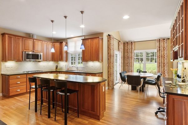 Dining room, Interior, Kitchen, Pendant Lights, Recessed Lighting, Wood Texture Flooring