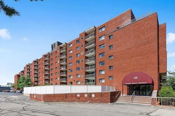 Exterior, Facade, Condo Building