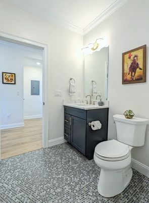 Bathroom, Dual Sink Vanities, Interior, Wood Texture Flooring