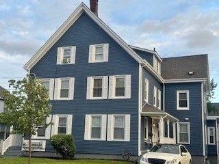 Exterior, Facade, Queen Anne Victorian