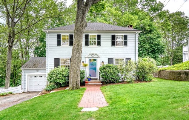 Attached, Backyard, Exterior, Facade, Georgian