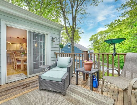 Exterior, Wood Texture Flooring