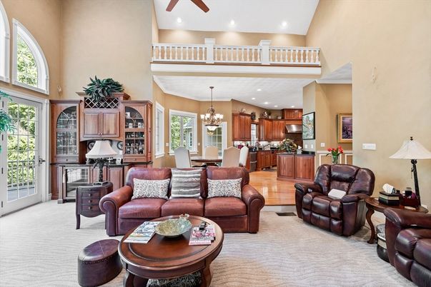 Chandelier, Dining room, Interior, Kitchen, Living room, Recessed Lighting