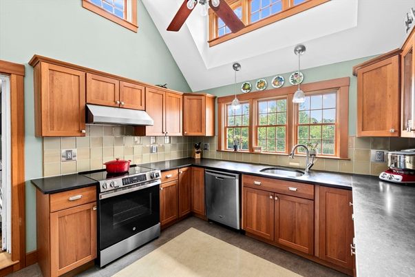 Interior, Kitchen, Pendant Lights, Stainless Steel Appliances