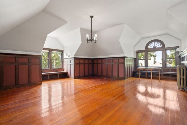 Chandelier, Empty room, Interior, Pendant Lights, Wood Texture Flooring