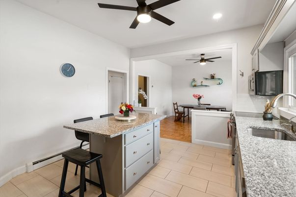 Dining room, Interior, Kitchen, Recessed Lighting, Wood Texture Flooring