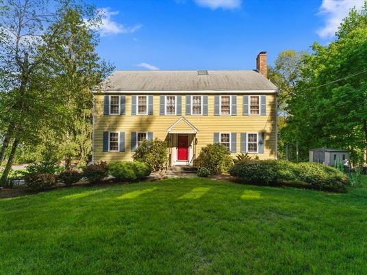 Backyard, Exterior, Facade, Georgian