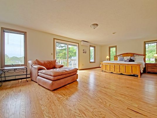 Bedroom, Interior, Living room, Recessed Lighting, Wood Texture Flooring