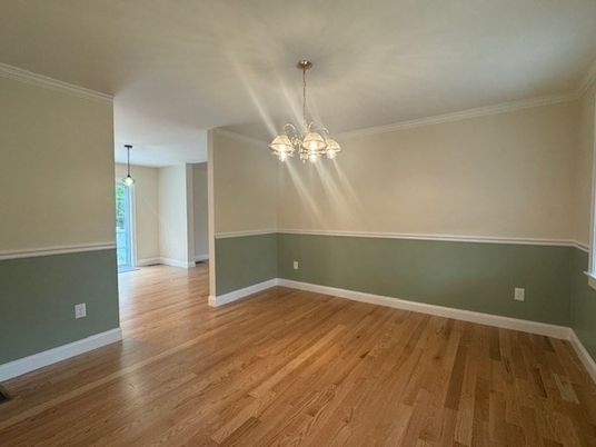 Empty room, Interior, Pendant Lights, Wood Texture Flooring