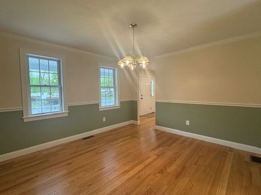 Chandelier, Empty room, Interior, Wood Texture Flooring