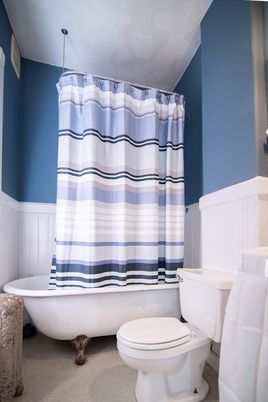 Bathroom, Free Standing Baths, Interior