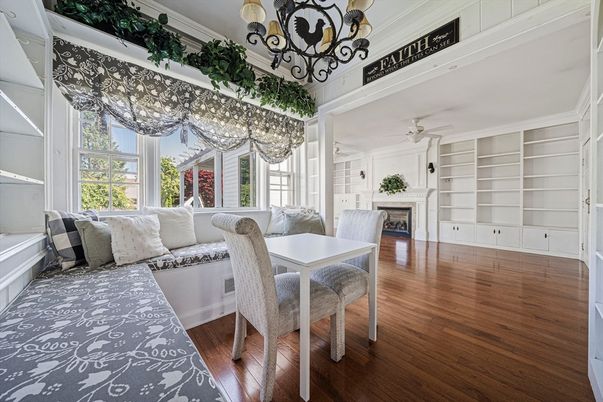 Dining room, Fireplace, Interior, Wood Texture Flooring