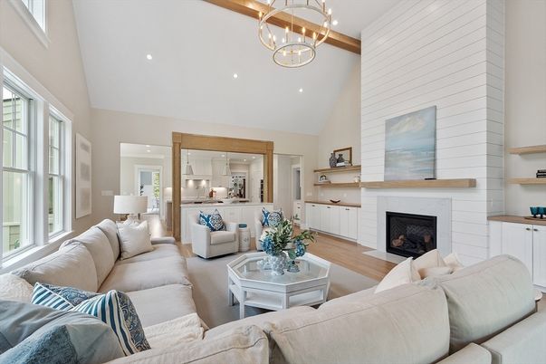 Fireplace, Interior, Living room, Pendant Lights, Recessed Lighting, Wood Texture Flooring