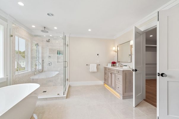 Bathroom, Dual Sink Vanities, Free Standing Baths, Glass Shower, Interior, Recessed Lighting