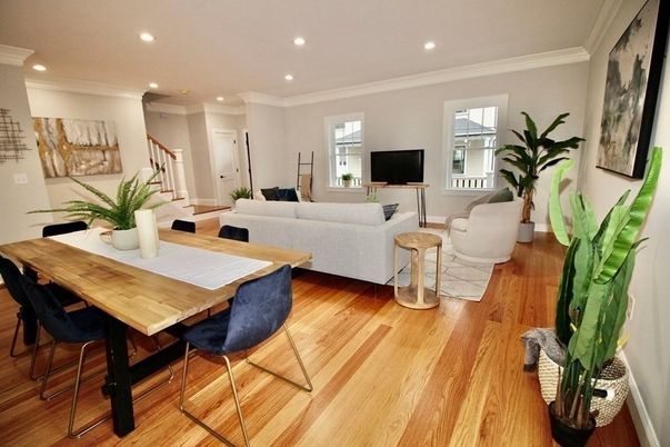 Dining room, Interior, Living room, Recessed Lighting, Wood Texture Flooring