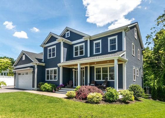 Attached, Exterior, Facade, Farmhouse