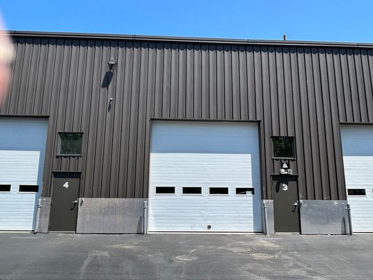 Detached Garage, Exterior
