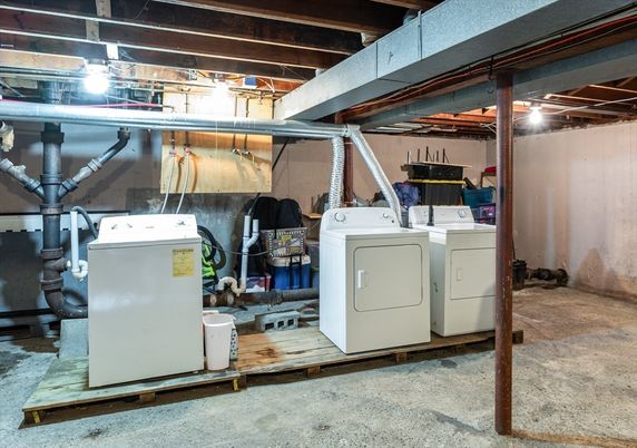 Interior, Utility Closets, Washer, Wooden Beams