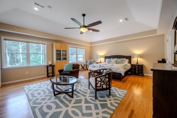 Bedroom, Interior, Living room, Recessed Lighting, Wood Texture Flooring