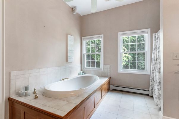 Bathroom, Interior, Tile Countertops