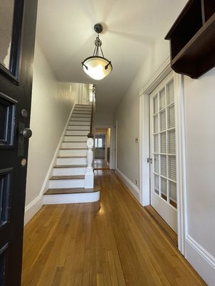 Interior, Pendant Lights, Wood Texture Flooring
